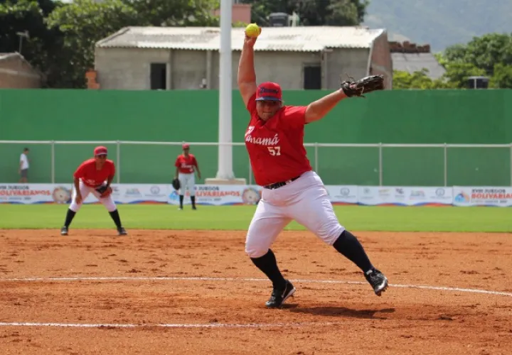 Las panameñas se medirán hoy (desde las 9:00 a.m.) a  Bolivia. /Foto Cortesía/Pandeportes