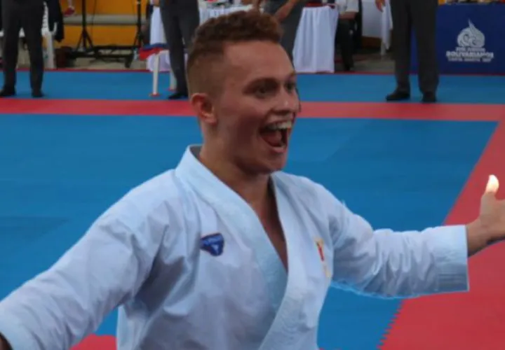 Héctor Cención, de karate, fue el único que pudo sumar una presea en la jornada de ayer. /Foto Cortesía