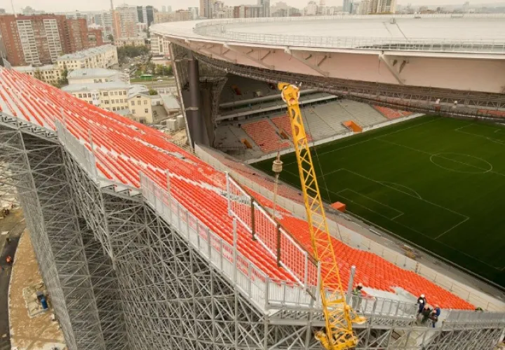 La construcción de los coliseos marcha a tiempo.