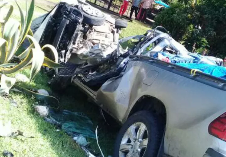 El accidente, donde mueren tres personas. @TraficoCPanama/ @tvntrafico 