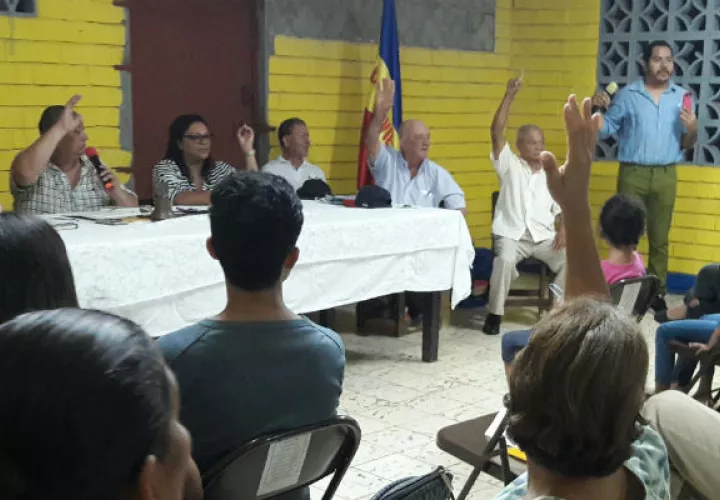 Elección de los miembros del Patronato. Foto: Zenaida Vásquez. 