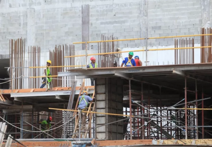Diferentes firmas de arquitectos reportan una baja en la cantidad de obras, lo que los preocupa. /Foto Archivo