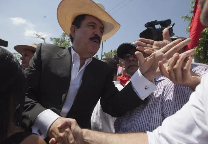 El expresidente Manuel Zelaya llamó a una "movilización nacional" para el viernes. /Foto EFE