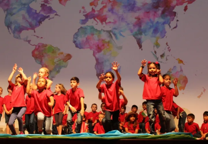 Hacen gala de talento en las  artes hermanas, danza y actuación.