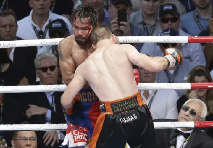 Manny Pacquiao en su pelea contra Horn. Foto AP