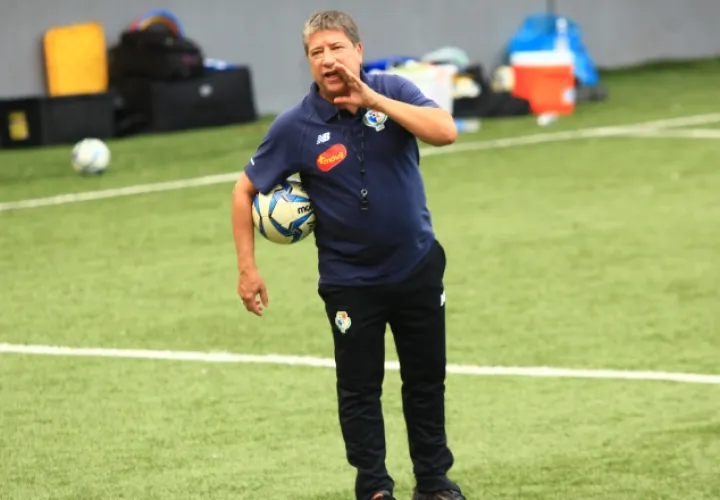 Hernán "El Bolillo" Gómez