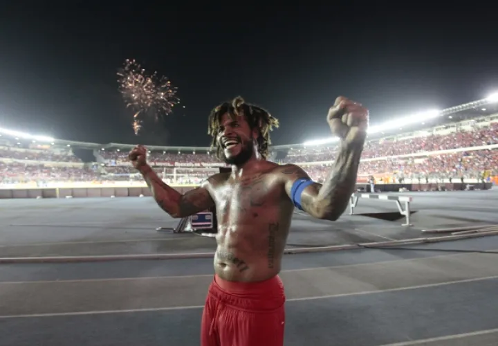 Román Torres anotó el gol para que Panamá venciera 2-1 a Costa Rica, para clasificar al Mundial Rusia 2018. /Foto Anayansi Gamez