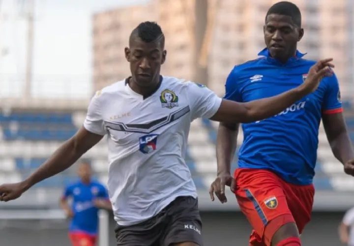 Santa Gema de Arraiján dominó el partido ante Plaza Amador, pero perdonó en la definición. /Foto Cortesía/LPF