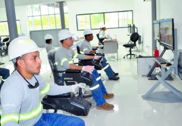 La formación técnica y vocacional que tienen planeadas ambas instituciones contempla áreas de demanda laboral. /Foto Archivo