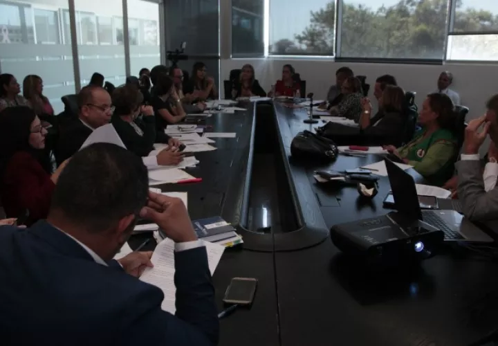 Durante la reunión, fueron pocos los acuerdos que se dieron entre los asistentes. /Foto: Víctor Arosemena