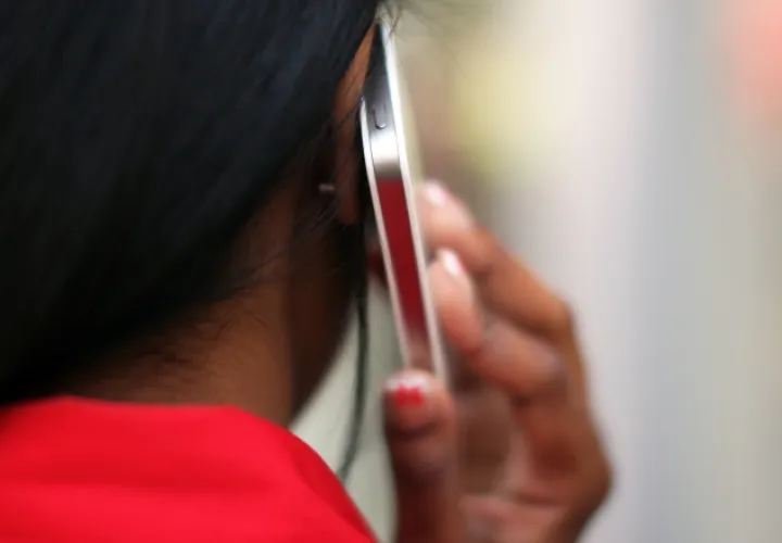 La gran mayoría de los celulares activos son prepago en el país, lo que necesita de mayor vigilancia. Archivo