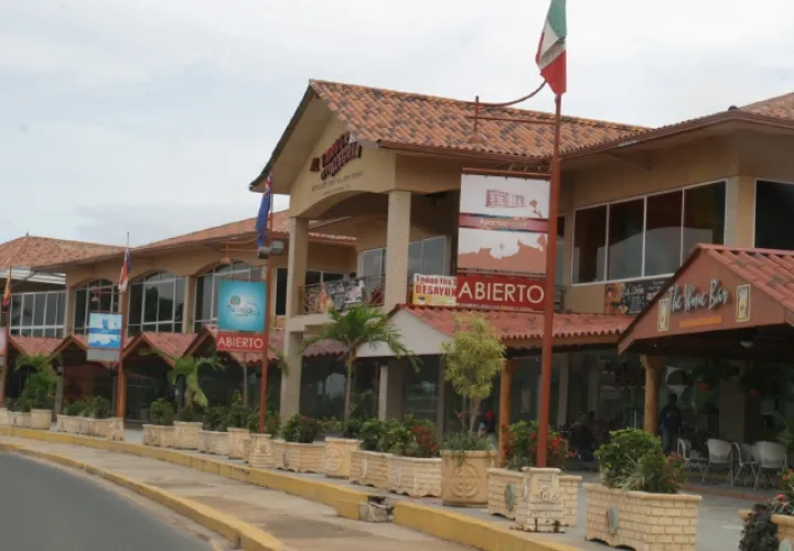 Los comerciantes piden ayuda al Gobierno Nacional o de lo contrario tendrán que cerrar sus negocios y despedir a más personas. /Foto Archivo
