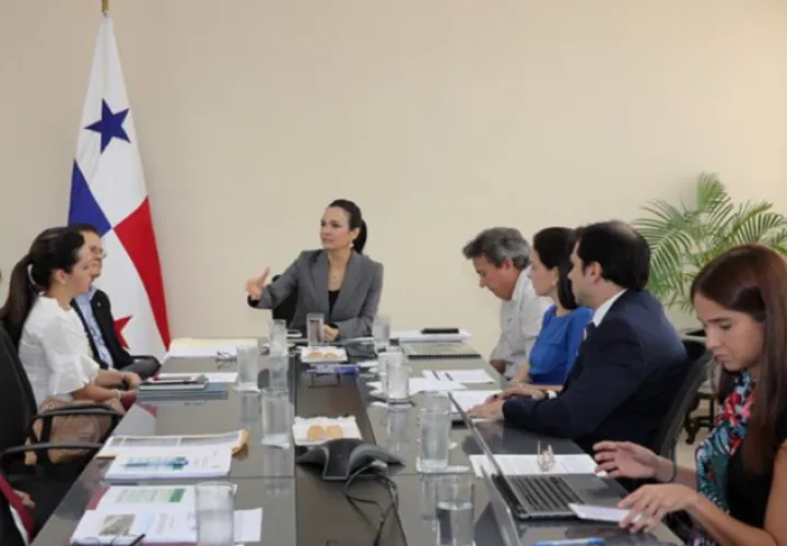De Saint Malo encabezó reunión. /Foto Cortesía