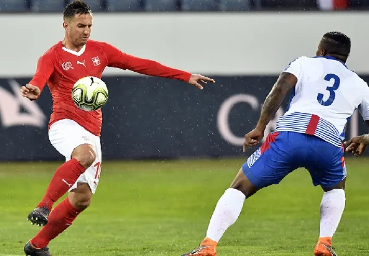 Panamá no pudo con Suiza.