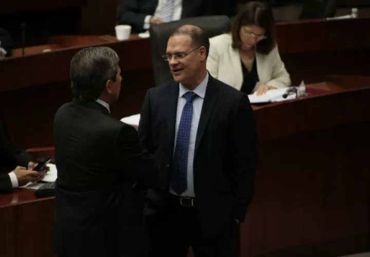 González señaló que el Ministerio Público se ha negado a investigar a Jaime Lasso y Carlos Duboy.