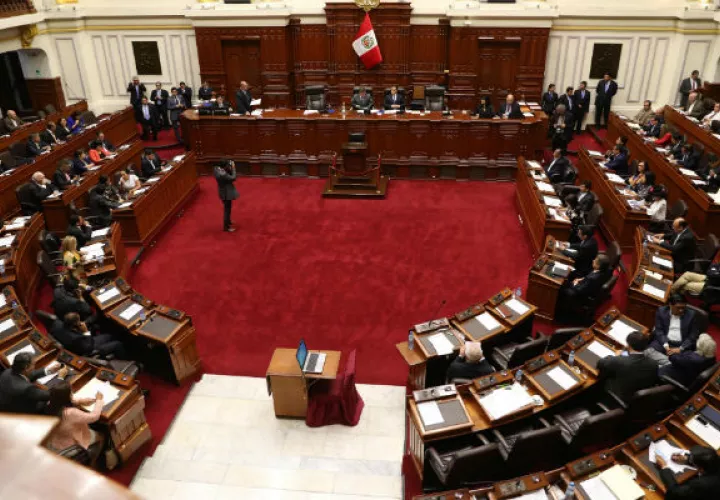 El Congreso peruano aceptó la renuncia de Pedro Pablo  Kuczynski. FOTO/AP