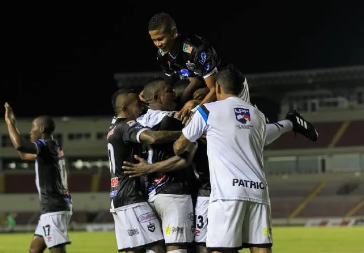Tauro necesita ganar y rogar que Alianza pierda para poder clasificar. Fepafut