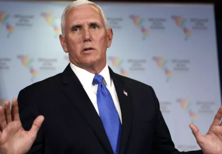 El vicepresidente de Estados Unidos, Mike Pence, se reunió con varios mandatarios. FOTO/AP