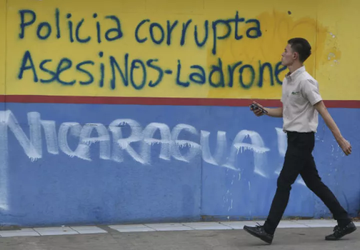 Los nicaragüenses exigen la salida del presidente Daniel Ortega. FOTO/AP