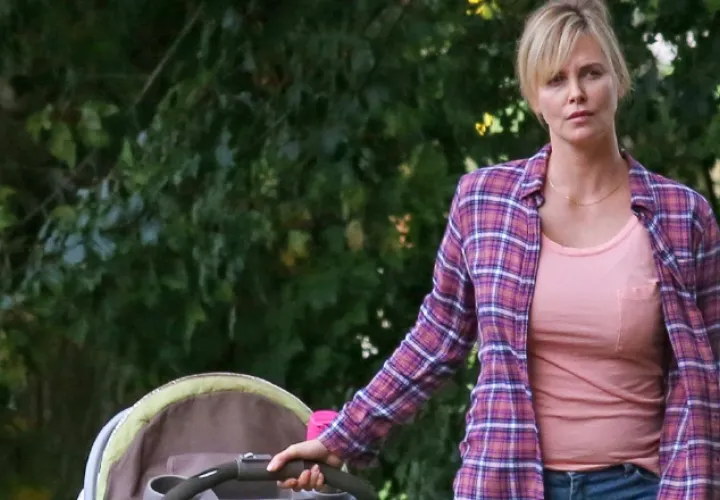 Protagonizada por Charlize Theron. 