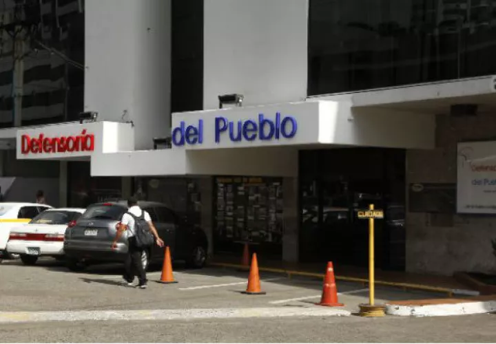 La convocatoria es para los cargos de director y subdirector del MNP. 