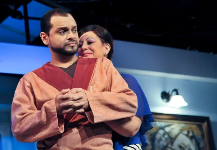 En 'Hablemos de sexo,  la cigüeña no existe', en teatro ABA. De  ABA Producciones  Artísticas  (Anina Horta), se presentó en 2015. Aurelio Herrera Suira.
