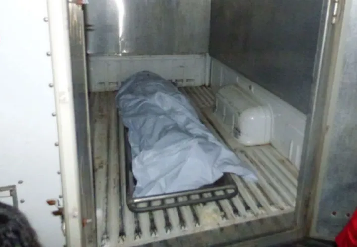 El cuerpo fue llevado a la morgue judicial de David. Foto: Mayra Madrid. 