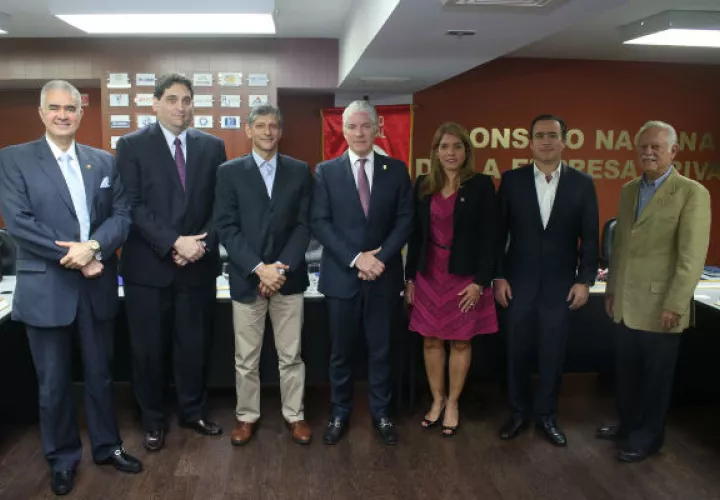 Resultó electo para un período más