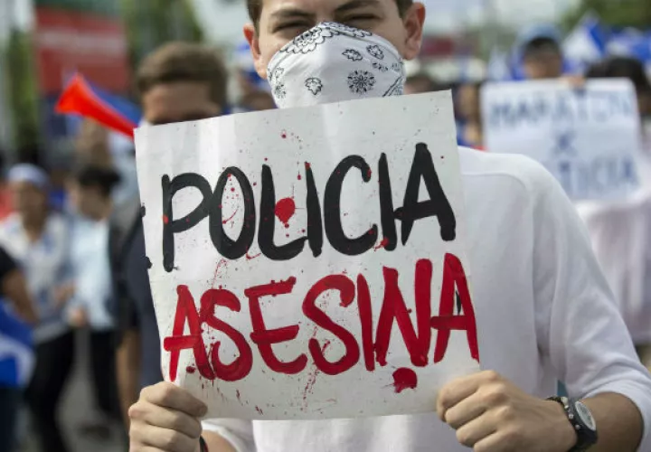 El papa Francisco envió una carta al presidente Ortega, que hizo pública hoy la vicepresidenta, Rosario Murillo, en la que apela al diálogo para solucionar la crisis y le dice que nunca es tarde para el perdón.