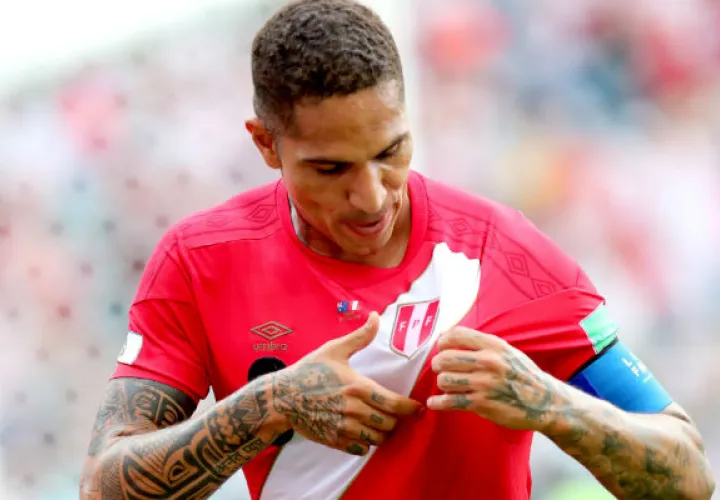 Paolo Guerrero anotó el segundo peruano. Foto:AP