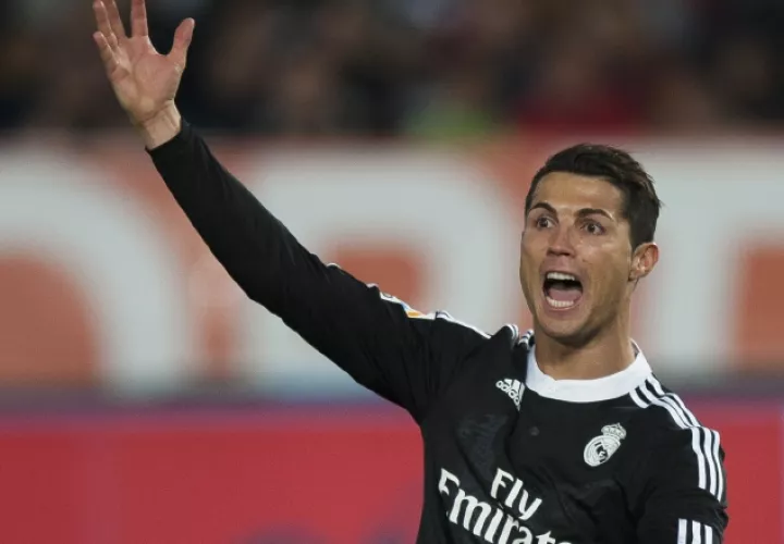 Cristiano  aseguró que la camiseta y el escudo del Madrid los seguirá sintiendo como algo suyo. /Foto AP