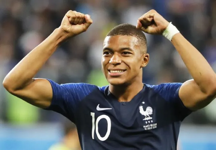 Kylian Mbappe el joven de 19 años es una de las figuras de Francia. /Foto AP 