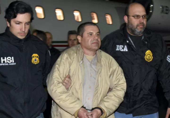 Joaquín "El Chapo" “El Chapo” Guzmán  fue extraditado de México a Nueva York en enero del 2017.