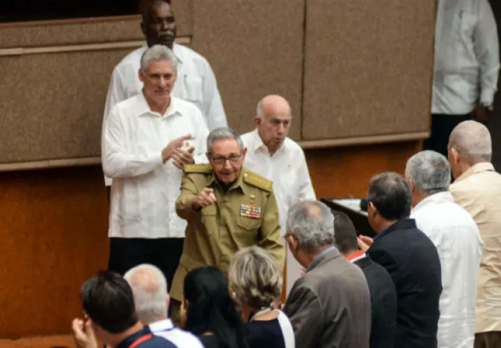 En el ámbito económico, la nueva propuesta constitucional refleja este propósito al mencionar solo el "socialismo" como política de Estado.