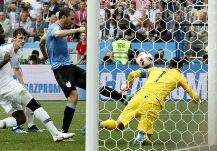 Hugo Lloris en  acción.