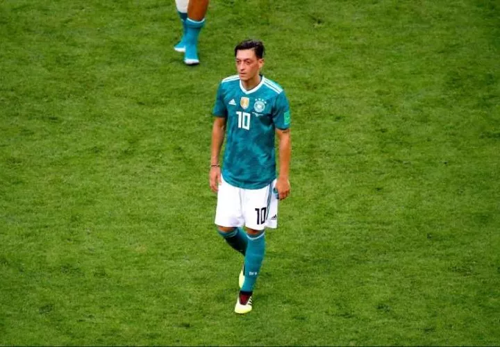 Özil luego de la eliminación de Alemania en el Mundial Rusia 2018. Foto EFE