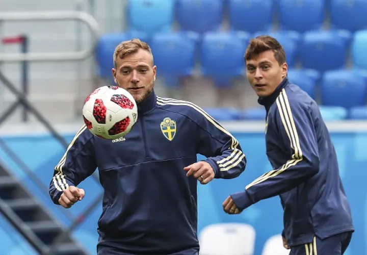 John Guidetti durante el entrenamiento de la selección de Suecia. Foto EFE