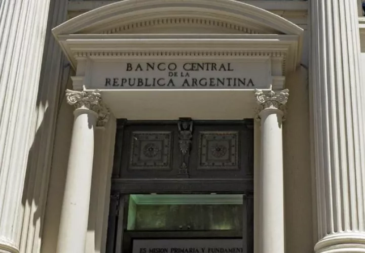 No es el primer salto que pega la divisa estadounidense en el mercado argentino este año. /Foto Cortesía