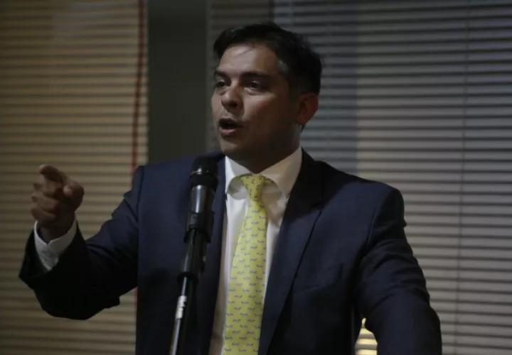 Valderrama asegura que él ha actuado con total transparencia. /Foto Víctor Arosemena