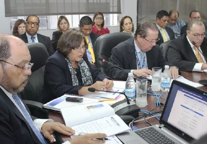 EEl documento contempla importantes obras de inversión pública, como el Metro de Panamá ($582.8 millones) y el Cuarto Puente sobre el Canal ($288.7 millones). Foto/Cortesía