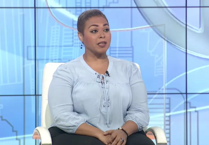 Diana Mora, comerciante de Colón, solicitó al gobierno del presidente Juan Carlos Varela que se agilicen los pagos por indemnización. Foto tomada de Telemetro Reporta. 