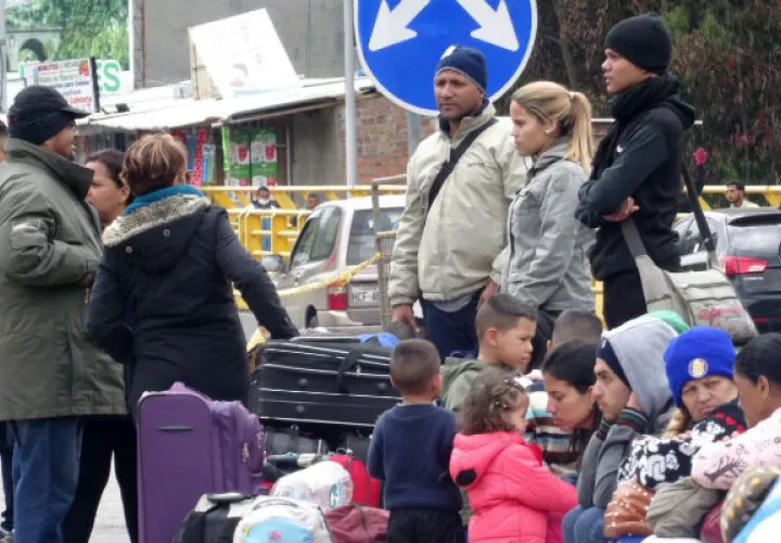 Los padres deberán demostrar la relación de filiación y parentesco a través de "documentos válidos", incluyendo las partidas de nacimiento originales o copias certificadas.
