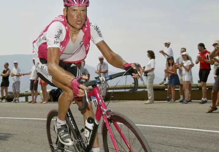 Jan Ullrich durante su etapa como corredor. Foto AP