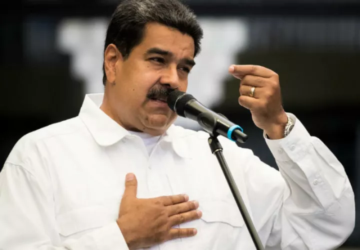 El Gobierno venezolano difundió este viernes un vídeo en el que se escucha a Requesens confesar que ayudó a entrar en el país a uno de los organizadores del ataque e involucrar al expresidente de la Asamblea Nacional de Venezuela (AN, Parlamento) Julio Borges en la trama.