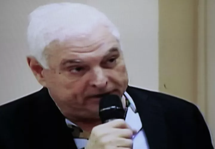 Defensa de Ricardo Martinelli alega que tiene graves afectaciones cardiológicas. 
