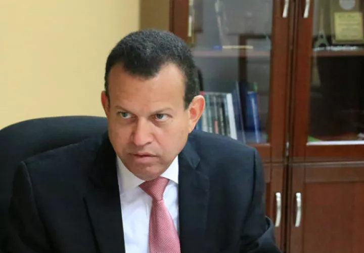 A partir de hoy empieza a regir la renuncia de Ricardo Solís. Foto/Cortesía