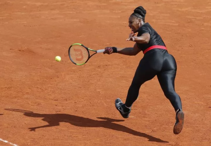 Serena Williams durante un partido en el pasado Roland Garros. Foto AP 