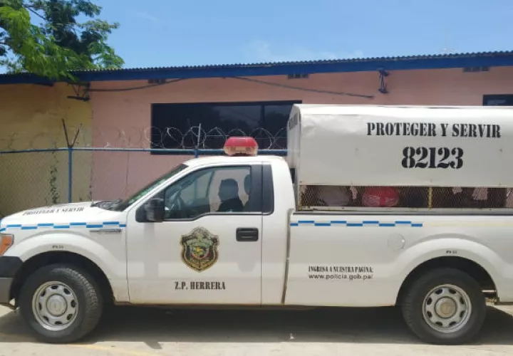 Se activaron retenes en Chitré, donde se logró interceptar el auto con los sujetos. Foto: Thays Domínguez.