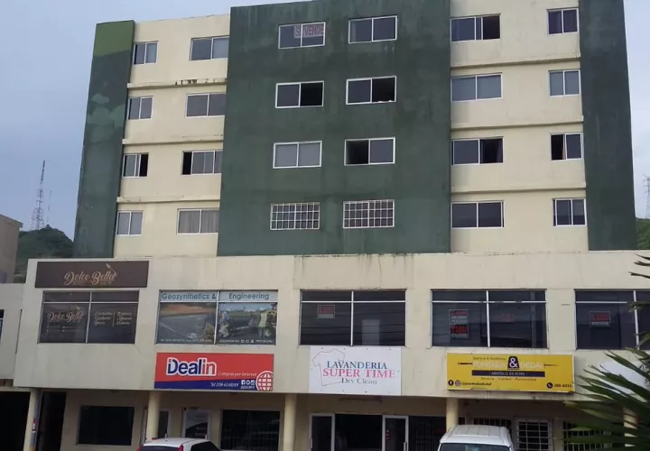 Edificio afectado en Limajo. 