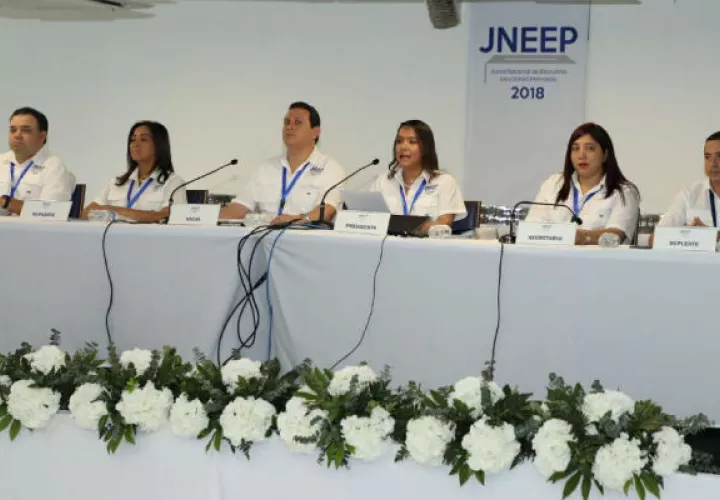 La Junta Nacional de Escrutinio para la elecciones primarias. Foto: @tapanama